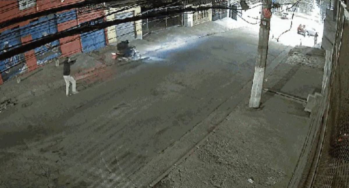 PM de folga reage a roubo e mata ladrão no bairro Raposo