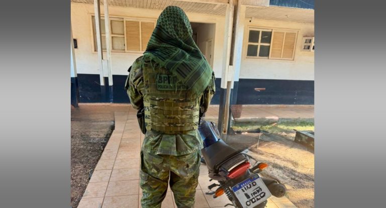 Polícia apreende motocicleta roubada durante operação em Guajará-Mirim