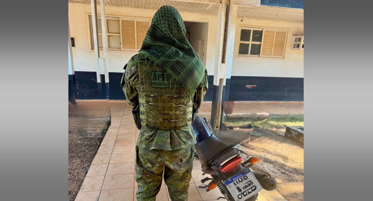 Polícia apreende motocicleta roubada durante operação em Guajará-Mirim