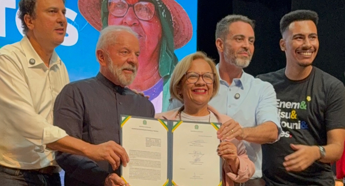 Prefeito Léo Moraes assina contrato para construção do 1º Hospital Municipal Universitário de Porto Velho