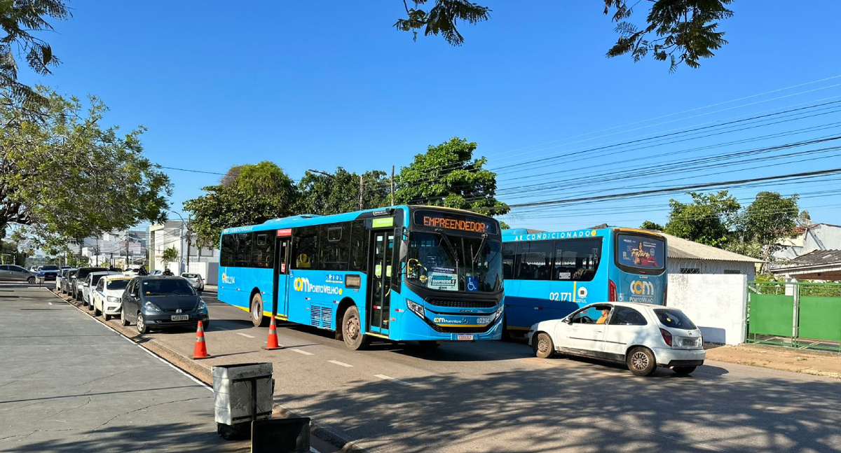 Prefeitura de Porto Velho oferece transporte gratuito durante Feirão do Emprego no Ginásio Cláudio Coutinho