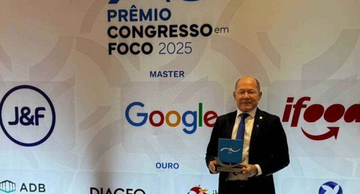 Prêmio Congresso em Foco reconhece Chrisóstomo como melhor deputado de Rondônia