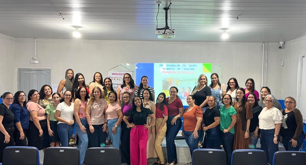 Professores de Jaru participam de formação continuada em educação infantil