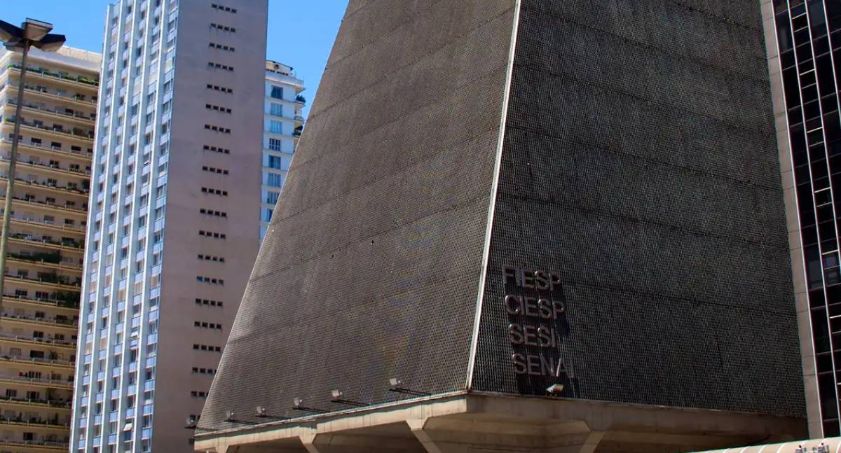 Projeção do PIB em 2,4% se mantém com tarifas dos EUA