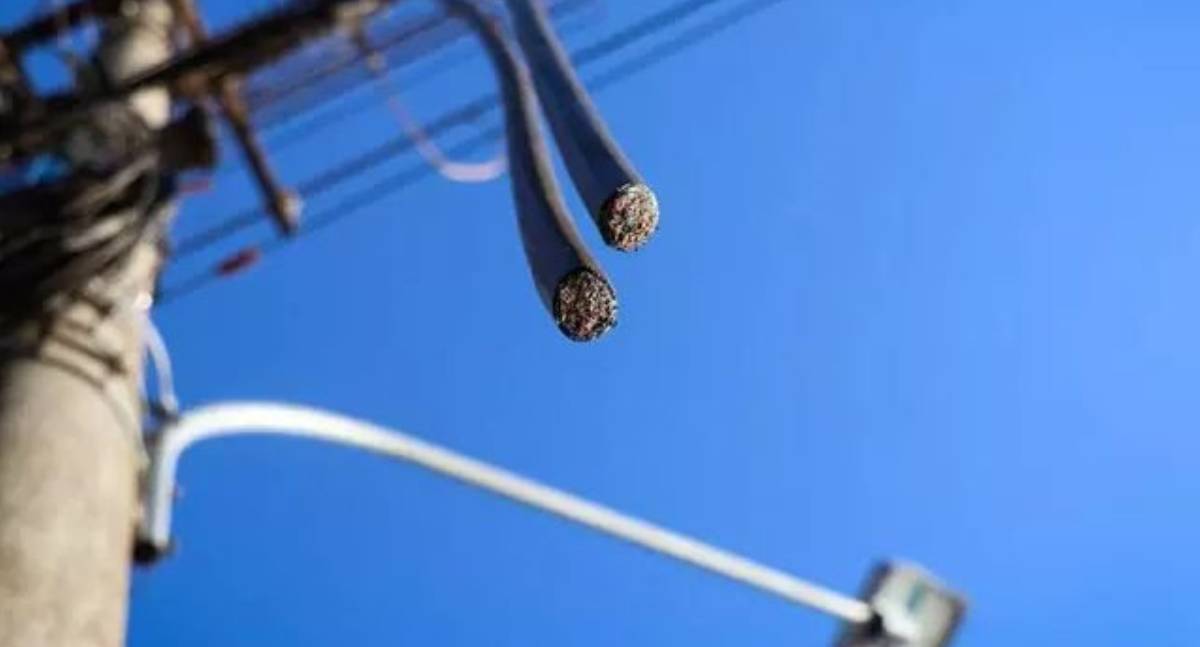 Residência desabitada é alvo de furto de fios em Jaru