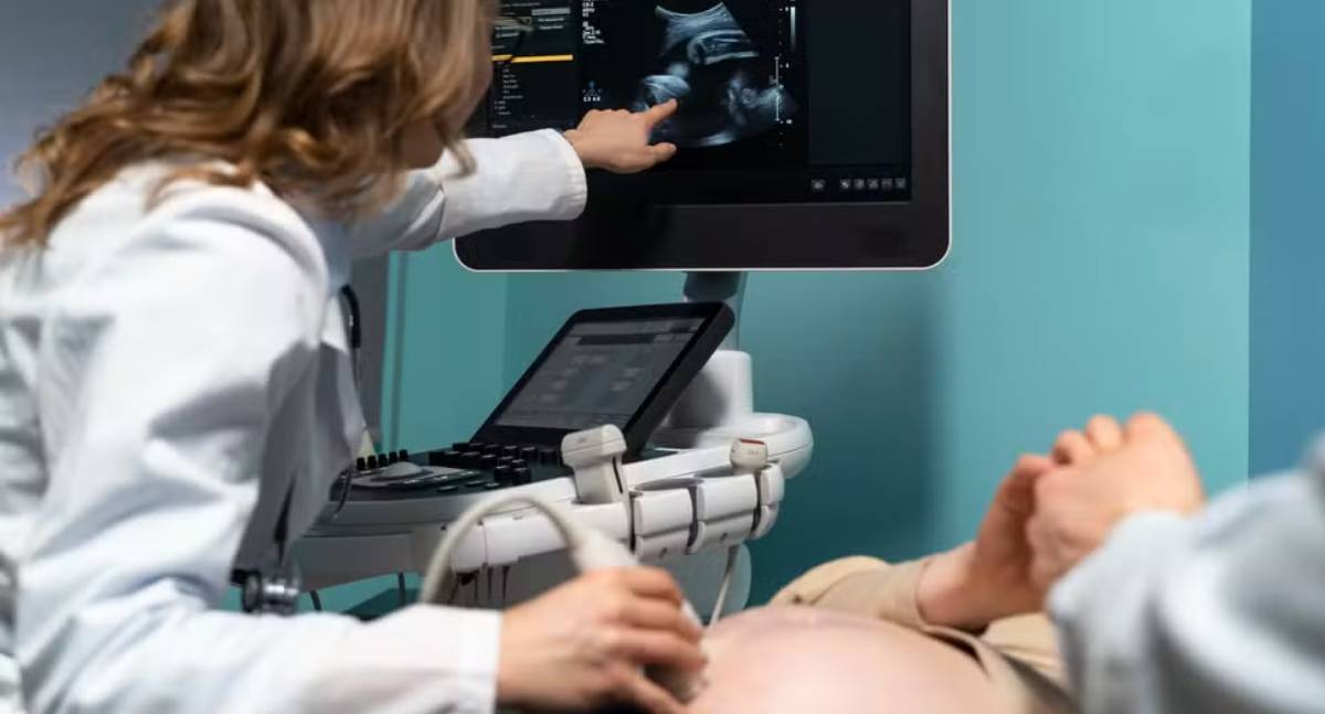 Robô capaz de gestar bebê humano é anunciado por cientistas chineses