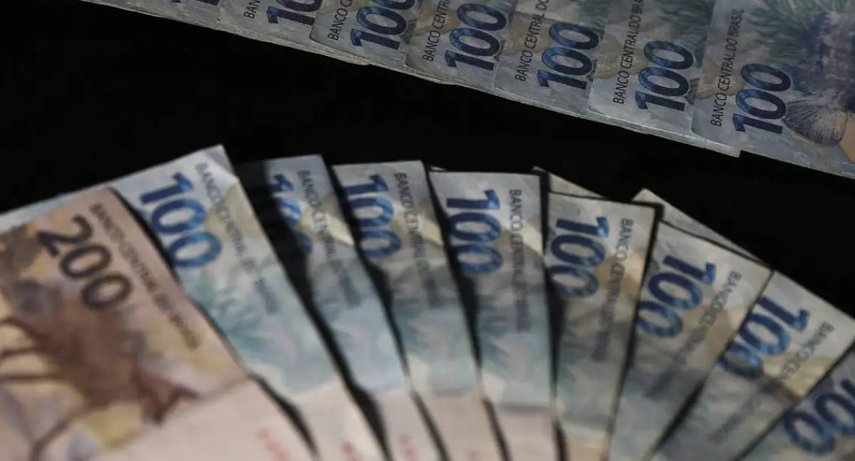 Saques na poupança superam depósitos em R$ 6,25 bilhões