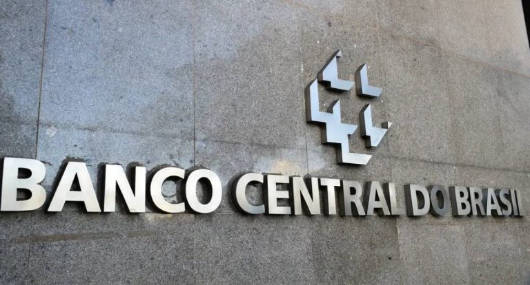Setor público tem déficit de R$ 66,6 bi em julho por causa de precatórios