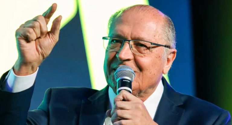 Tarifaço dos EUA: Plano de contingência deve sair até terça