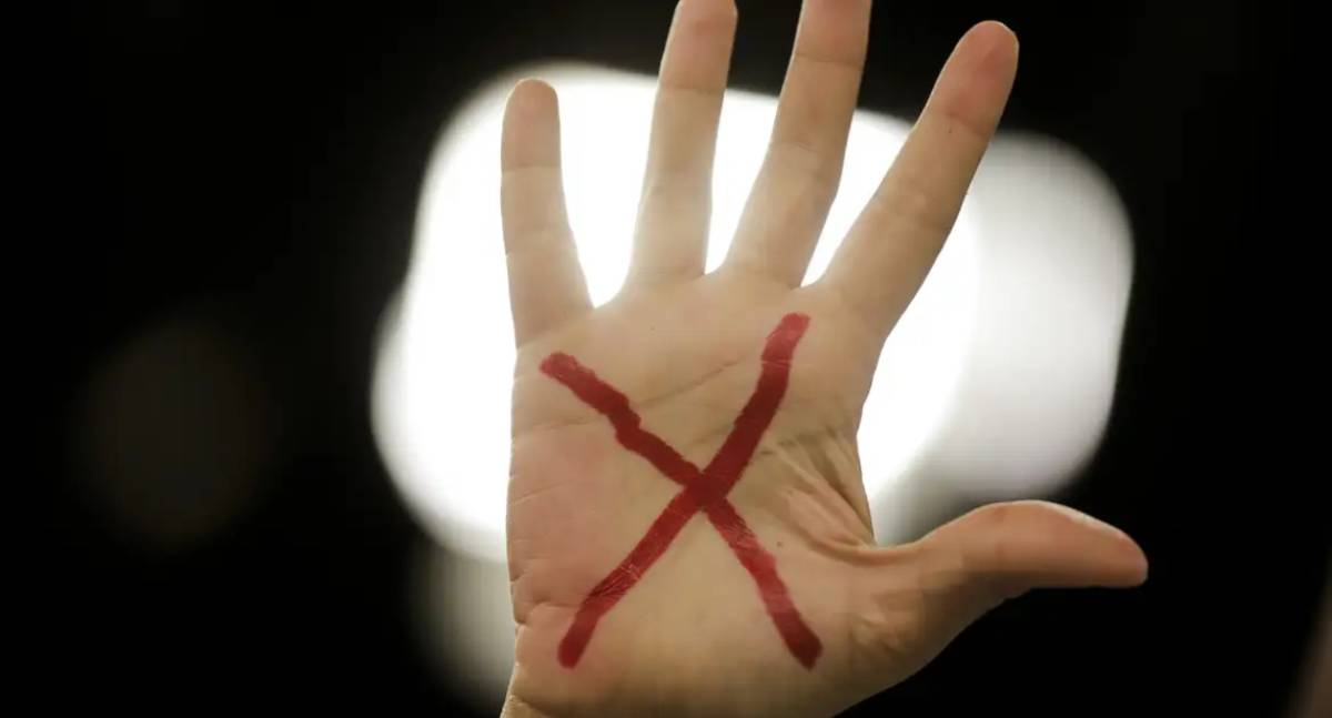 Violência digital contra mulheres negras é tema de pesquisa