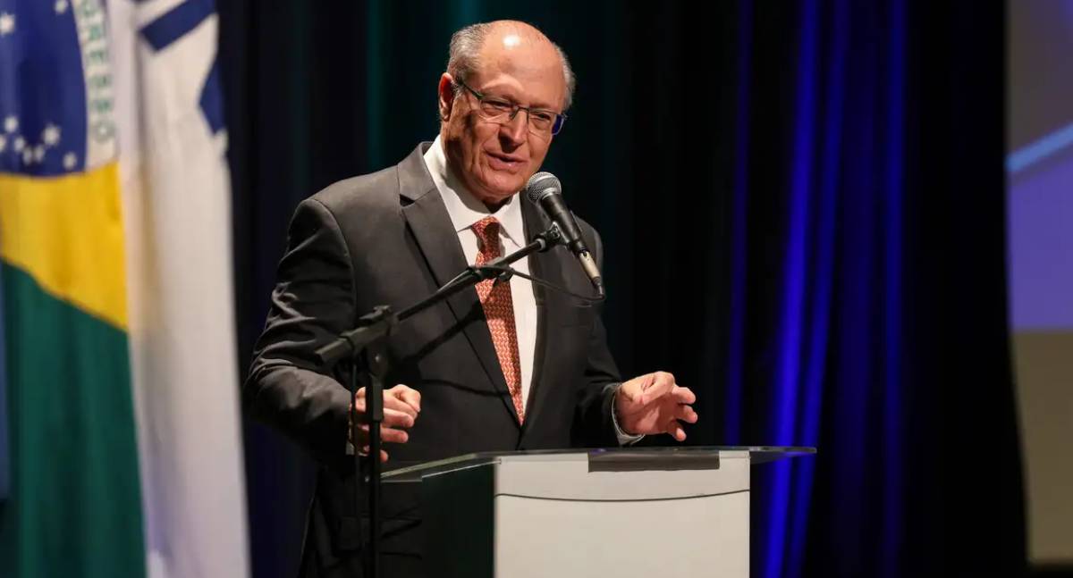 Acordo entre Lula e Trump pode resolver "tarifaço", diz Alckmin