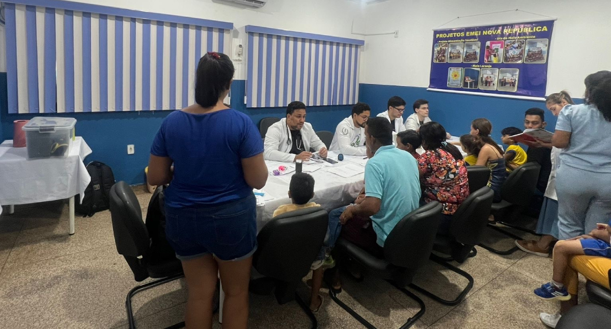 Alunos da EMEI Nova República participam de ação de saúde com consultas de rastreio em Porto Velho