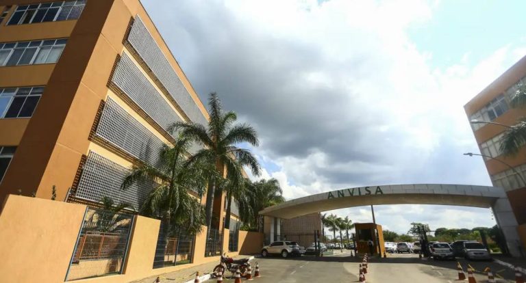 Anvisa proíbe venda de 32 suplementos da empresa Ervas Brasillis