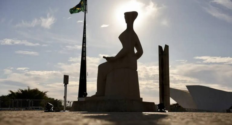 AO VIVO: acompanhe 2° dia de votação do julgamento de Bolsonaro
