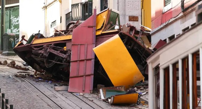 Autoridades de Portugal investigam acidente com bondinho