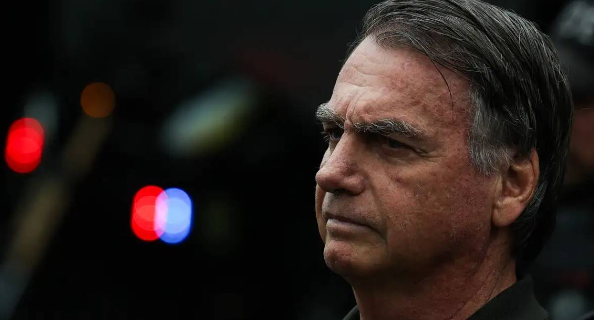 Bolsonaro teve pré-síncope, vômitos e queda de pressão