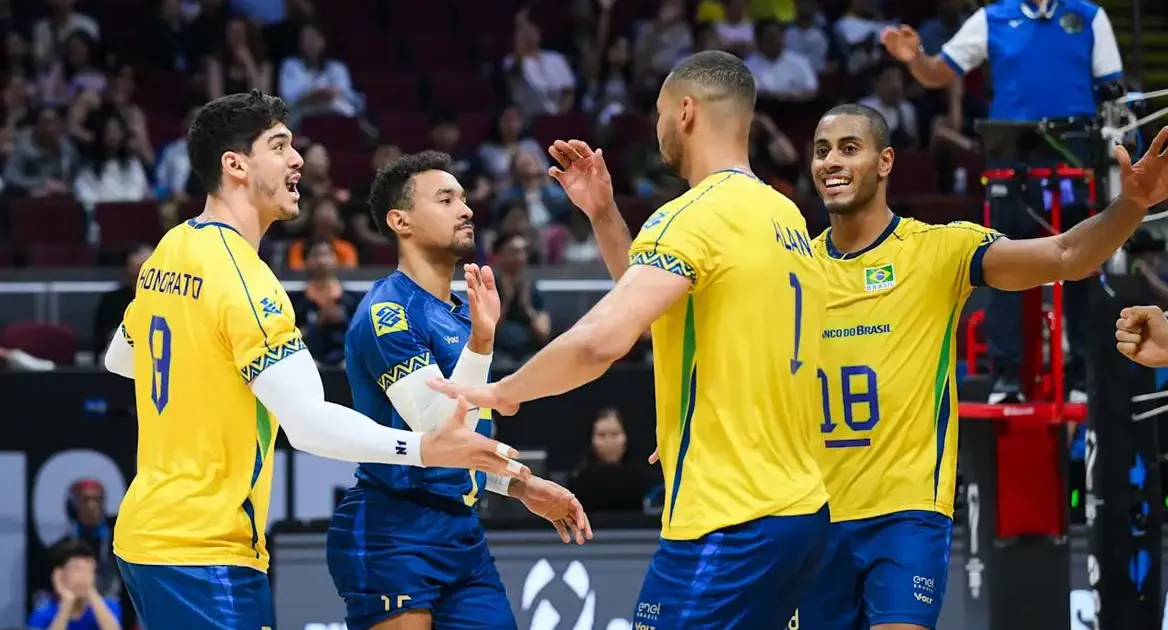 Brasil vence China em estreia no mundial de vôlei