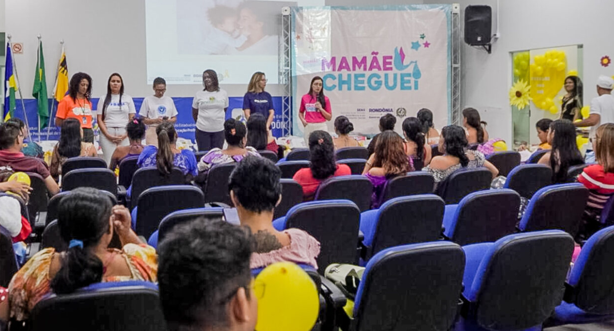Campanha de saúde mental promove interação e entrega de kits enxoval para gestantes em Porto Velho