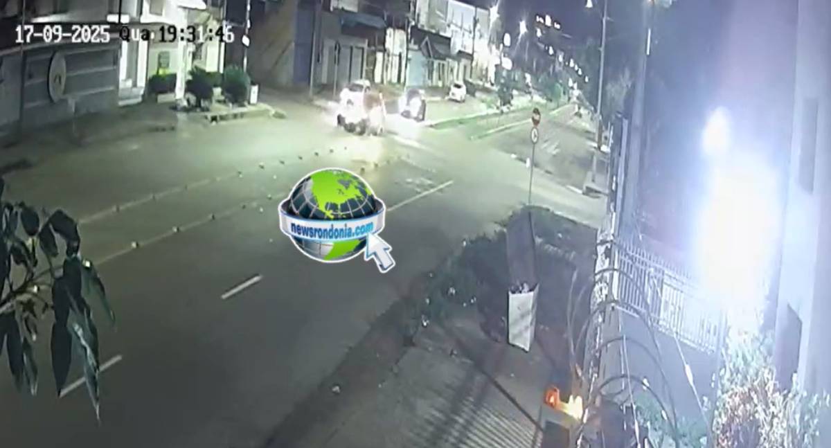 Carro avança preferencial e motociclista sofre queda na frente do Samu