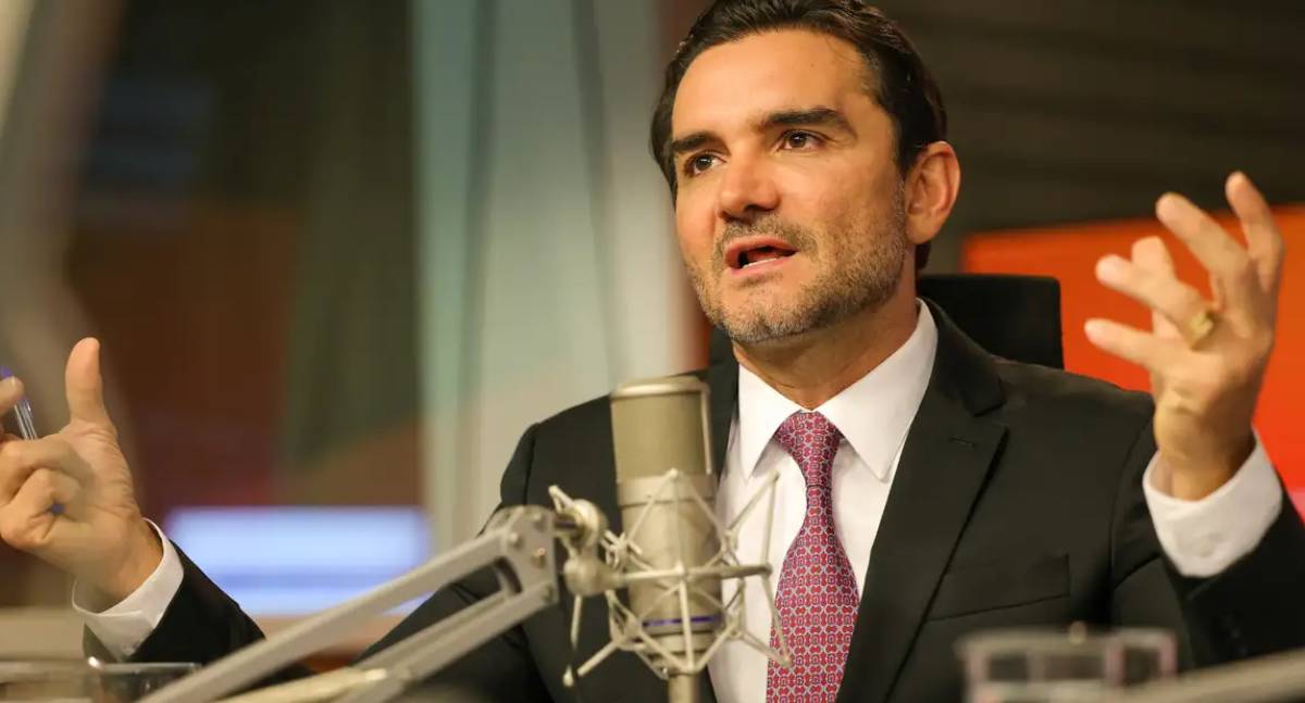 Celso Sabino anuncia saída do Ministério do Turismo