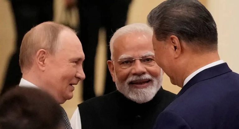 China busca nova ordem global com Rússia e Índia