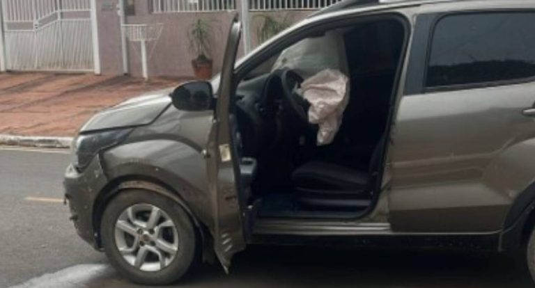 Colisão entre carro e moto deixa motociclista ferido em Vilhena