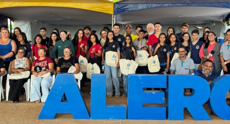 Cursos de Primeiros Socorros e Fotografia reforçam compromisso da Dra. Taíssa durante Festa do Leite em Palmeiras