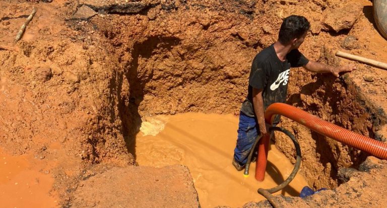 Defesa Civil tranquiliza população do Cai N’Água após vazamento de água e rachadura no solo em Porto Velho