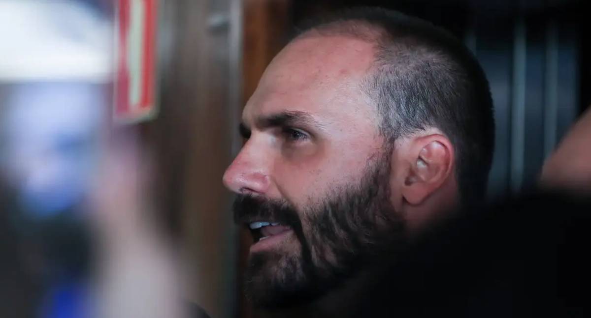 Delegado Freitas é relator de processo contra Eduardo Bolsonaro