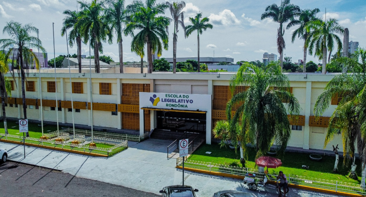 Deputada Dra. Taíssa anuncia cursos gratuitos em Guajará-Mirim em parceria com a Escola do Legislativo