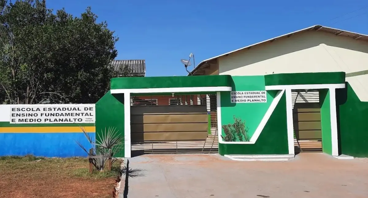 Deputada Dra. Taíssa cobra revitalização urgente do teto da quadra da Escola Planalto em Cabixi