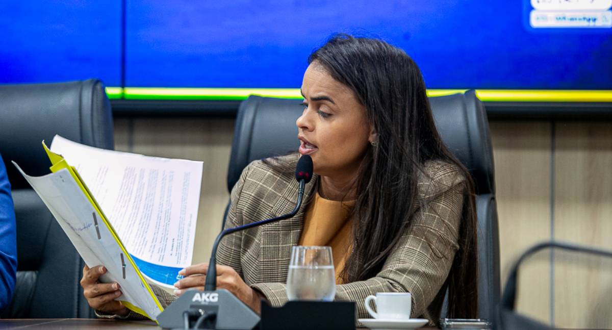 Deputada Dra. Taíssa cobra Seduc sobre demandas da educação e secretaria anuncia concurso público e novos auxílios