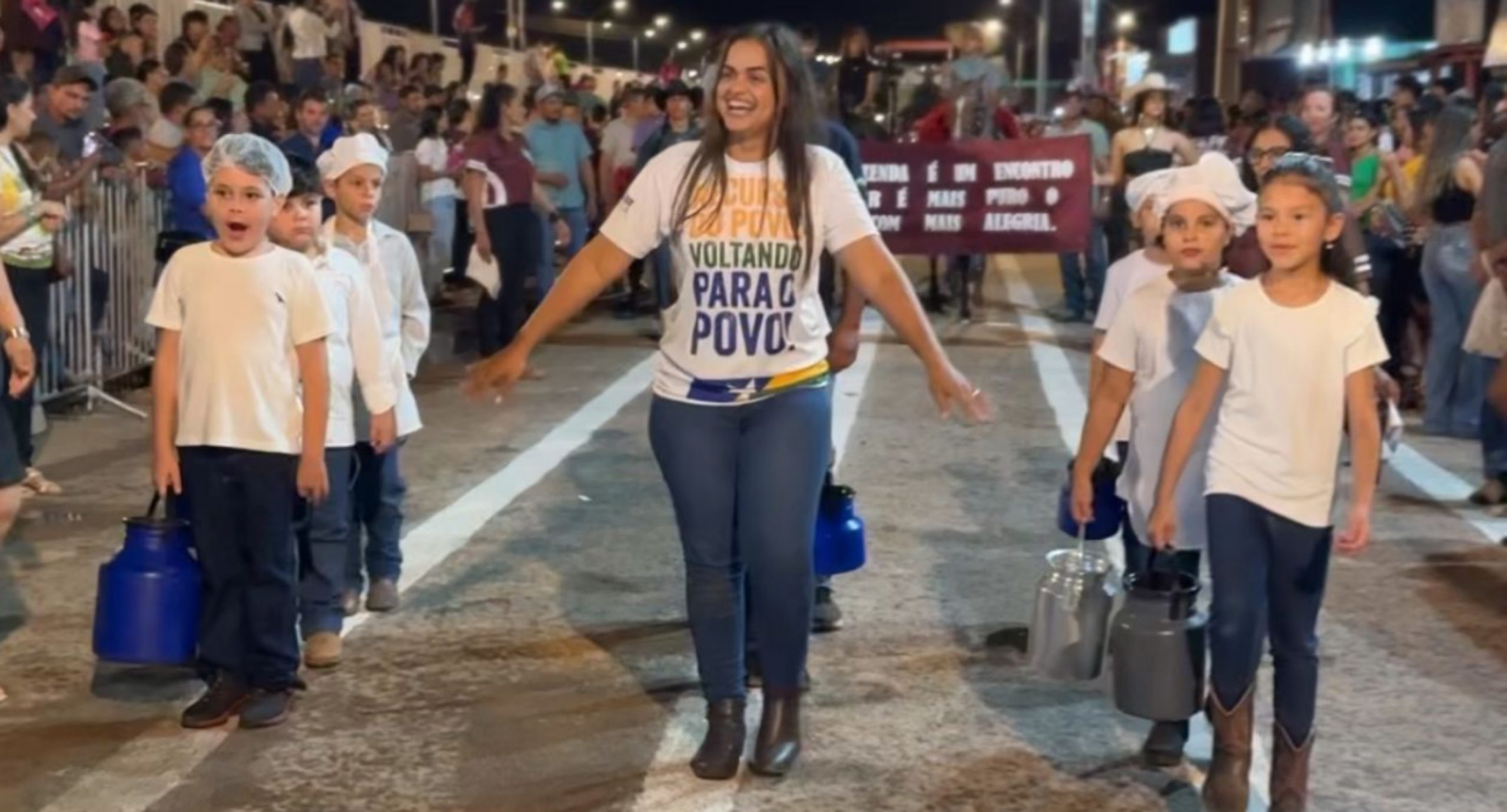 Deputada Dra. Taíssa prestigia desfile cívico da Semana da Pátria em Nova Dimensão