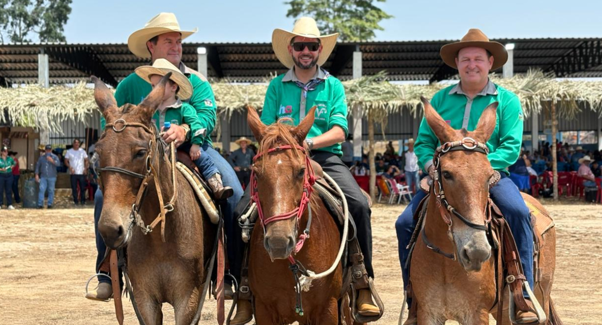 Deputado Pedro Fernandes participa da 3ª Cavalgada da AGROBEM em Campo Novo de Rondônia em prol do Hospital de Amor