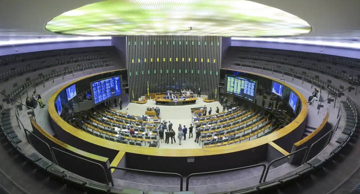 Deputados 2026: Fux mantém vagas atuais a pedido de Alcolumbre