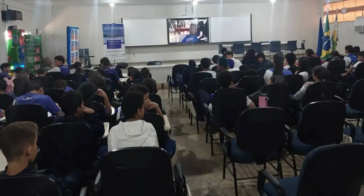 Documentário sobre Festa do Divino é exibido em escolas de Rondônia