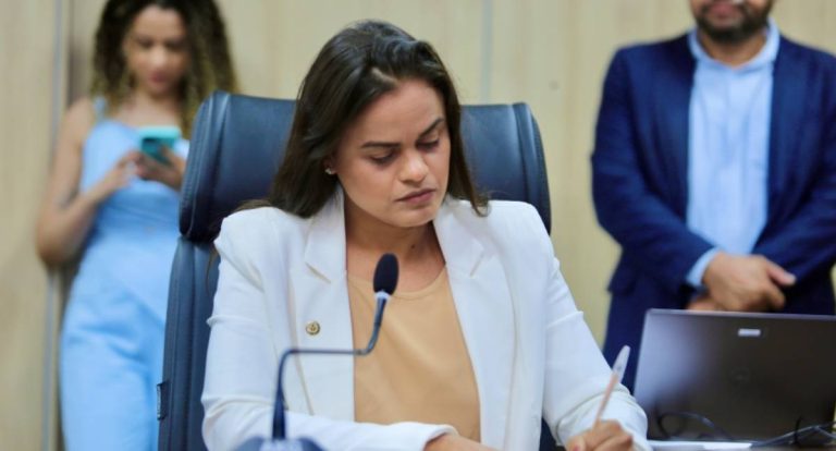 Dra. Taíssa apresenta projeto que regulamenta tratamento de dependentes químicos em Rondônia