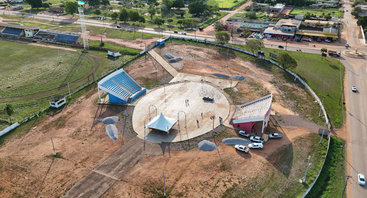 Dra. Taíssa comemora início do bloqueteamento no Bumbódromo de Guajará-Mirim