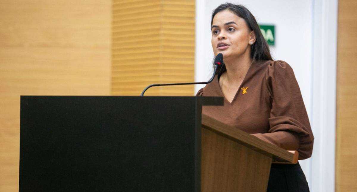 Dra. Taíssa solicita informações sobre obra do Conselho Tutelar em Nova Mamoré