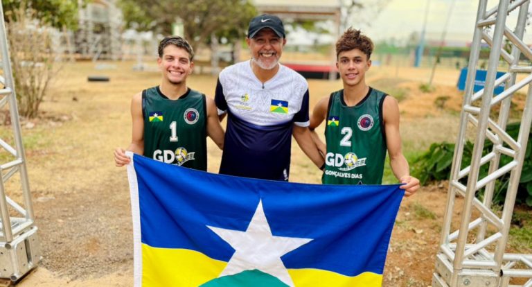 Estudantes de Ji-Paraná conquistam medalha de prata no vôlei de praia nos Jogos da Juventude 2025
