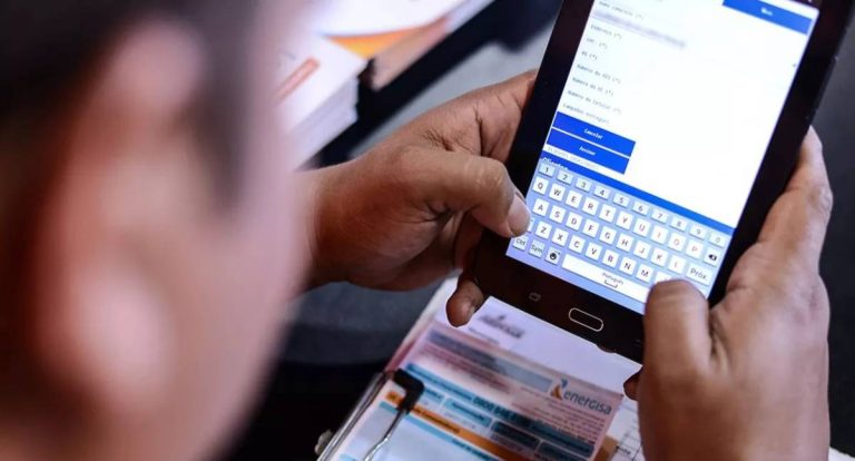 Falta de titularidade na conta de energia impede famílias de receber Tarifa Social em Rondônia
