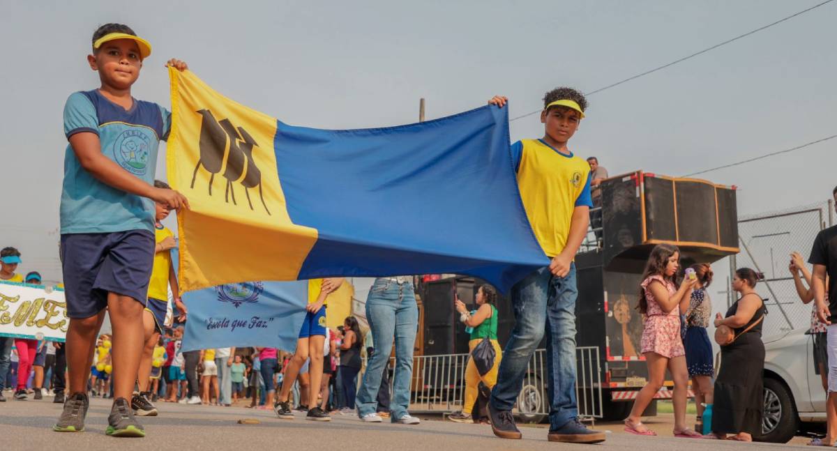 História da bandeira e do brasão de Porto Velho é relembrada por seu criador, Antônio Cândido