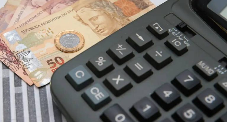 Inflação recua em agosto com menor taxa desde 2022