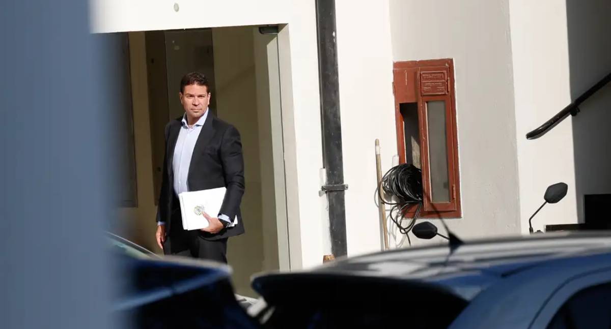 Luiz Fux vota por suspender ação contra Alexandre Ramagem