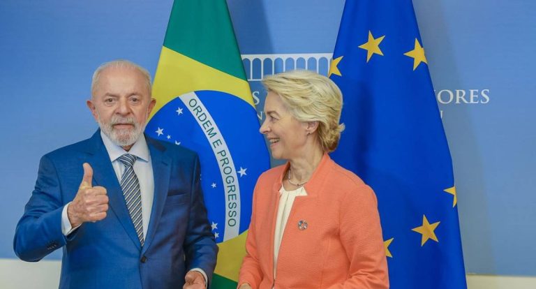 Lula reforça acordo do Mercosul com presidente da Comissão Europeia