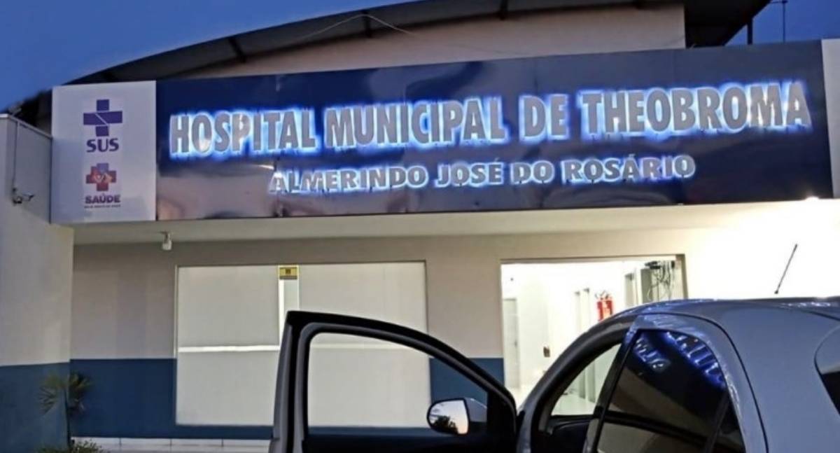 Mãe e filho ficam feridos em acidente de moto na RO-464