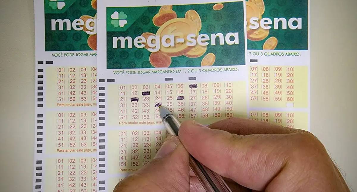 Mega-Sena acumula e prêmio vai a R$ 14 milhões
