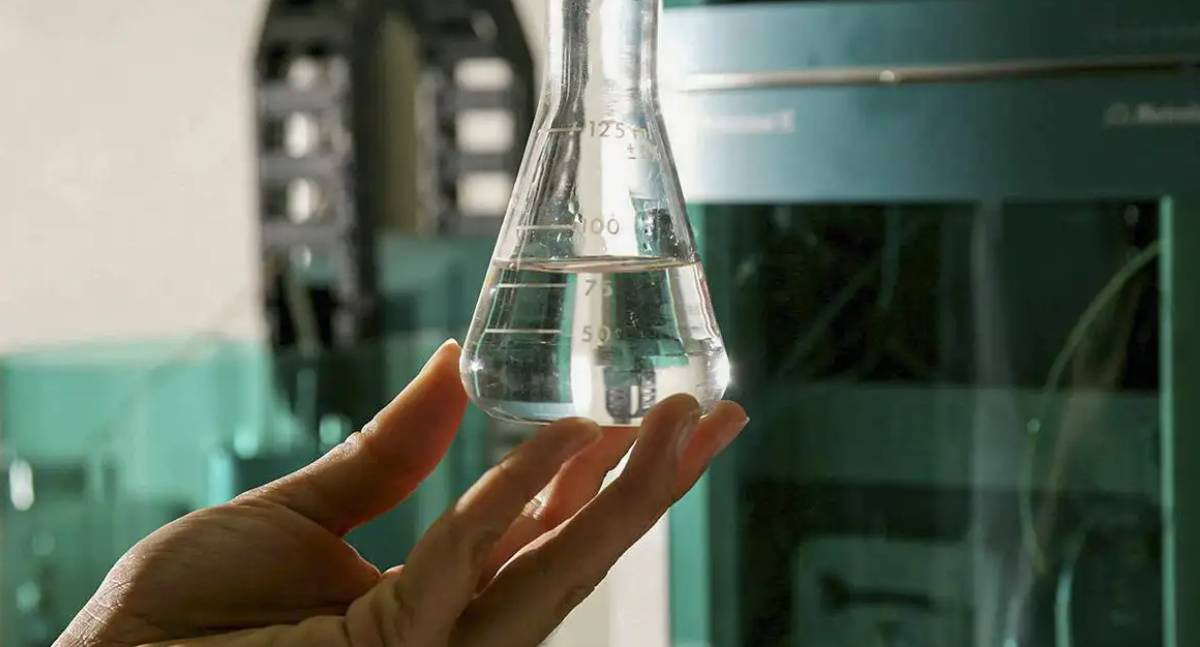 Metanol: saiba o que é a substância presente em bebidas alcoólicas adulteradas