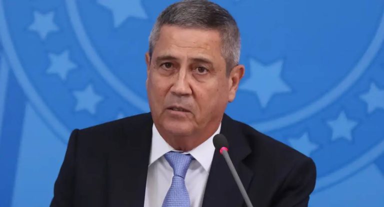 Militares podem perder patentes se condenados por golpe