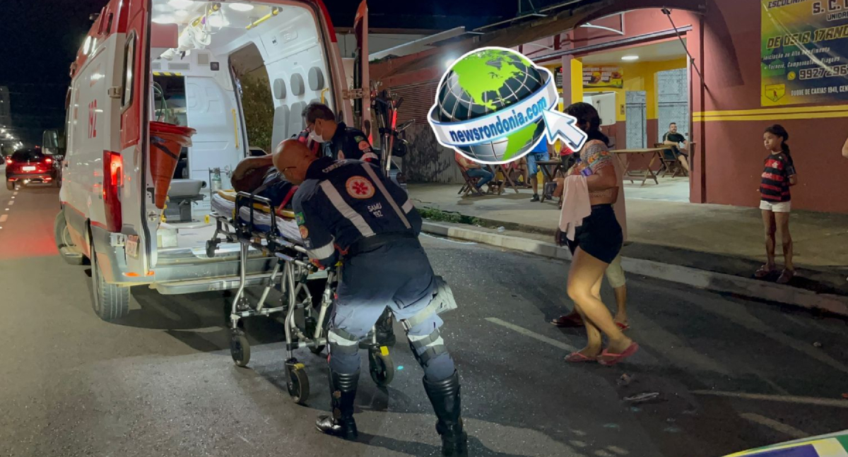 Casal fica ferido após queda de moto em frente a arena de futebol no centro de Porto Velho